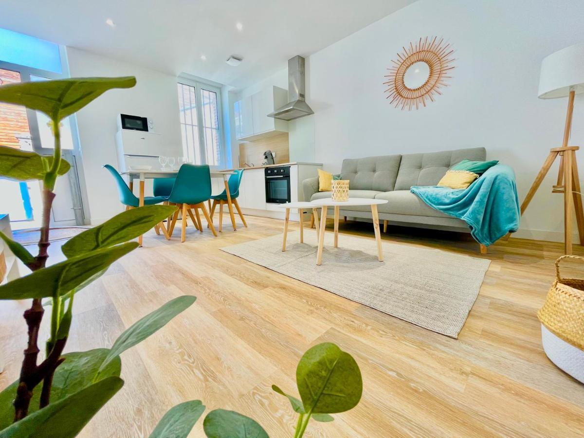 Апартаменты *Arena* - Duplex Lumineux Реймс Экстерьер фото